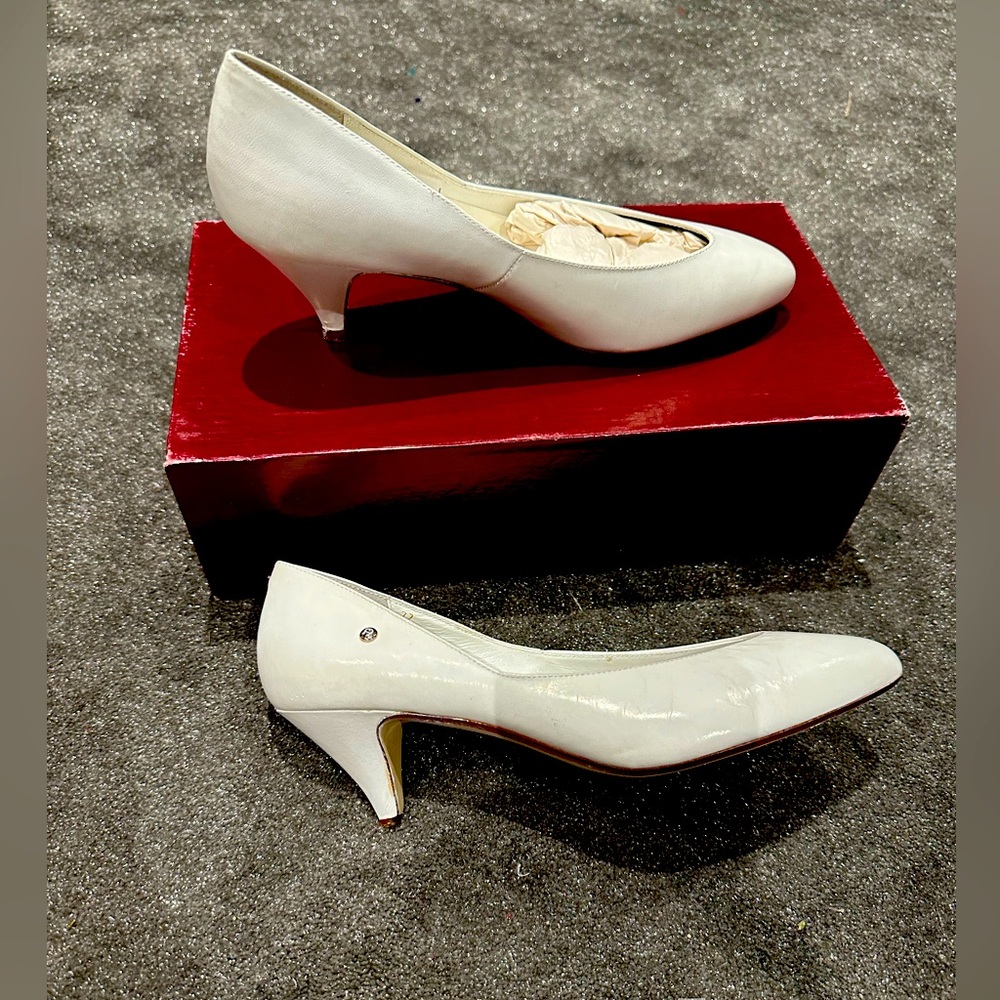 Etienne Aigner vintage leather shoes - Picture 2 of 7